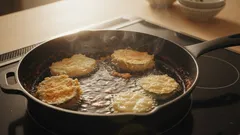 Mâncarea nu trebuie să se lipească: 10 greșeli care împiedică prăjirea corectă